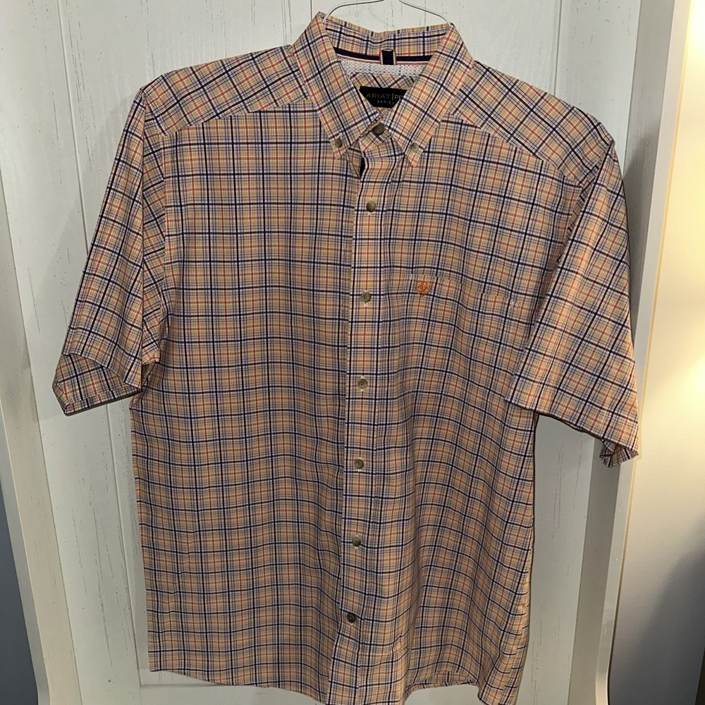 Ariat Pro Series Mens Plaid Short Sleeve Button Up Shirt Size Medium Orange‎